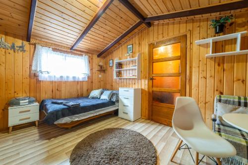2 double beds