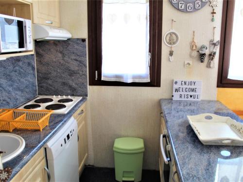 Appartement cosy a Risoul 1850 : 2 pieces, coin montagne, 6 couchages, ski aux pieds, terrasse sud - in Risoul