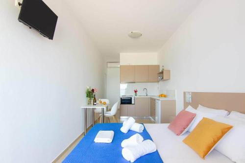 Creta Beachfront Apartment Β for 2 persons by MPS 5