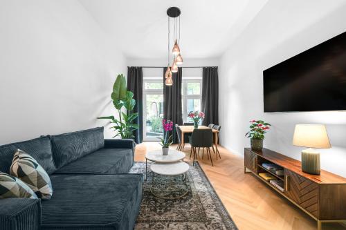 The Bornholmer, Spacious 100m2, Ideal for Groups & Families, 2BR, huge living room, 4 - 8 Guests, Berlino (foto 4)