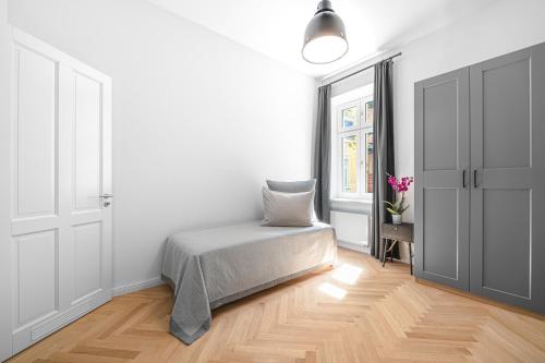 The Bornholmer, Spacious 100m2, Ideal for Groups & Families, 2BR, huge living room, 4 - 8 Guests, Berlino (foto 9)