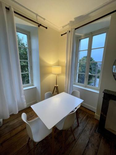 Manoir avec parc au bord du Trieux - Grand Appartement in Pontrieux