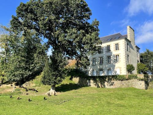 Manoir avec parc au bord du Trieux - Grand Appartement in Pontrieux
