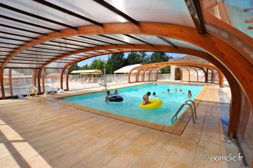 Camping Domaine du Cros d'Auzon - Maeva in Saint-Maurice-d'Ardeche