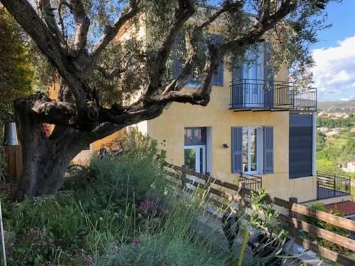 Exterior view, Duplex In Villa With Private Pool In Nice Hills in St Pierre de Feric