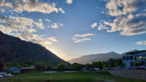 Cosy & modern - 1 bed apartment in central Frankton, Queenstown (fotografie 10)