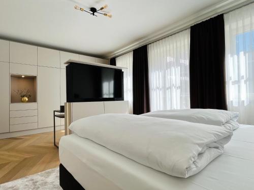 Apartment with Balcony image 7