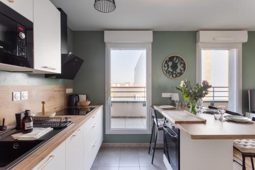 廚房, Golden Horizon - proche Intra-Muros in 市中心