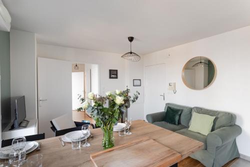 Two-Bedroom Apartment image 8