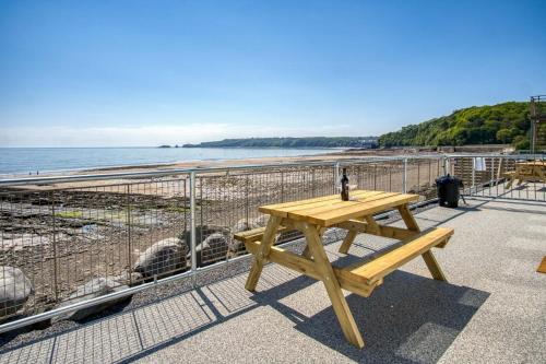 แผนผังชั้น, Waterfront 1 - 1 Bedroom Apartment - Wisemans Bridge in ไวส์แมนส์ บริดจ์