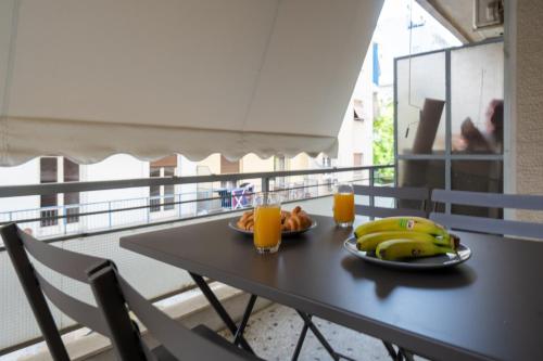 2BR Modern Comfort Top Location - image 4