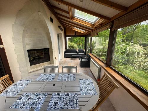 Kilátás, Gîte La Rochetine (Gite La Rochetine) in Noisy-sur-Ecole