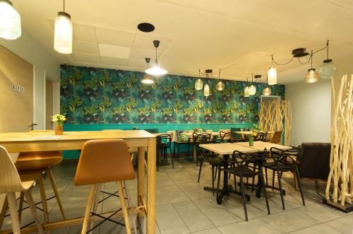 อาหารและเครื่องดื่ม, City Residence Tours in ตูร์ซิตี้เซ็นเตอร์