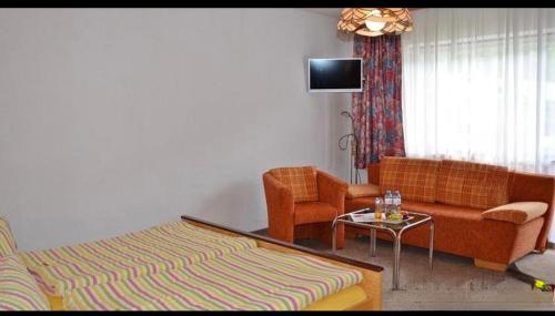 Lakeside Inn in 多布里奇