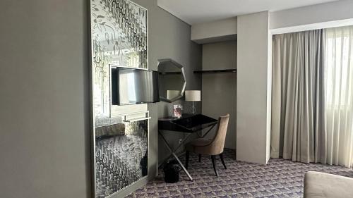 Bellevue Radio Dalam in Sei Pinang