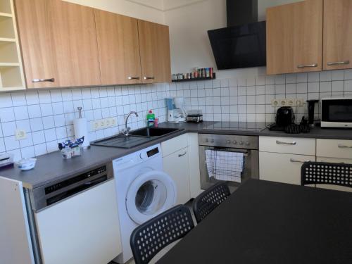 Schöne Monteurwohnung Ferienwohnung Langenfeld in Gladbach, Deutschland