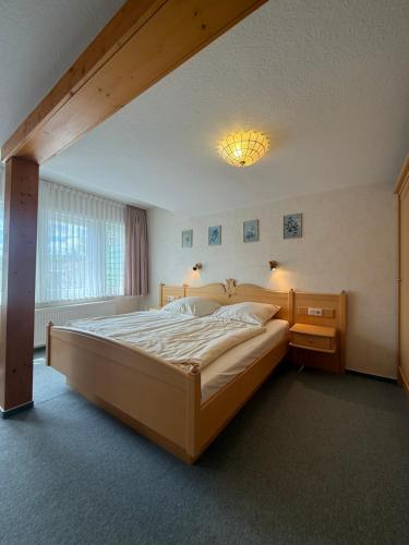 Suite with City View image 3