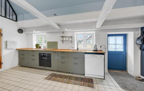 ห้องครัว, Stunning Home In Haderslev With Kitchen in ฮาเดอร์สเลฟ