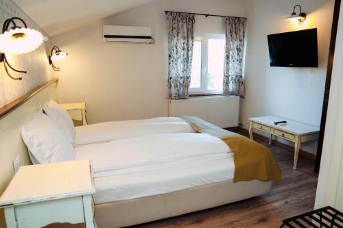 Boutique Hotel Piazzetta - image 14