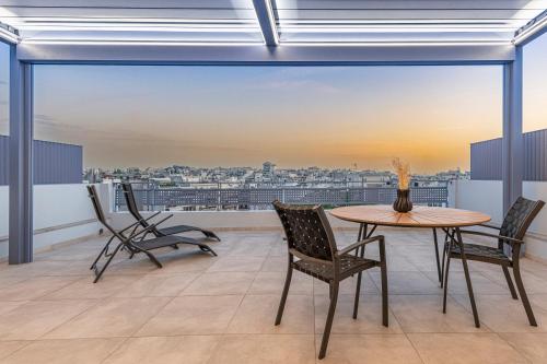 Phaedrus Living Athens Luxury Residences Sunstone, Atene