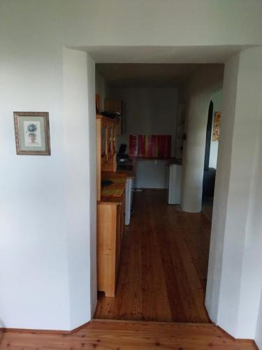 Dapur, Ferienwohnung mit Garten ab 3 Nächte (Ferienwohnung mit Garten ab 3 Nachte) in Tettnang
