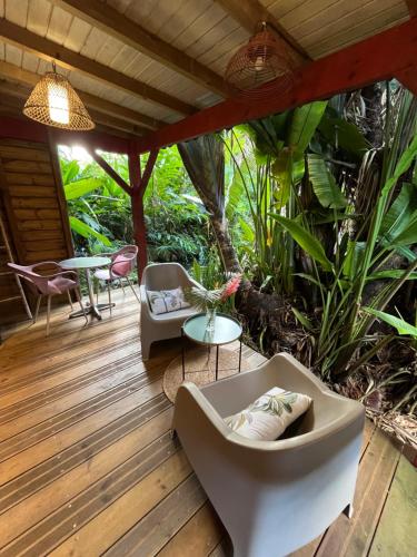 Le MORNE Aux F0US Cabanes & Jardin Tropical in Deshaies