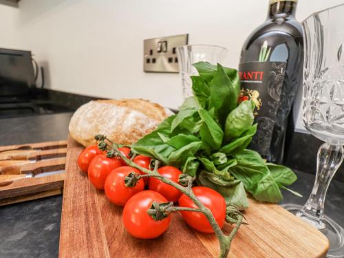 Exterior view, Roe Deer Lodge in Littlebeck