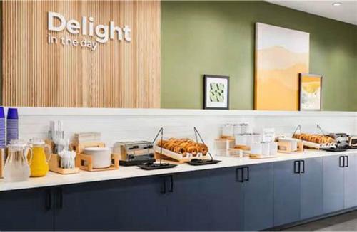 Country Inn & Suites by Radisson Fayetteville-Fort Bragg NC - image 11