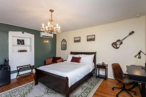 First Floor Suites at The Legacy Inn Harmony Floor - image 2