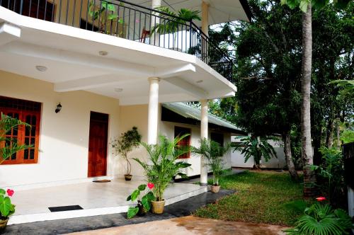 Anuradha Holiday Apartments