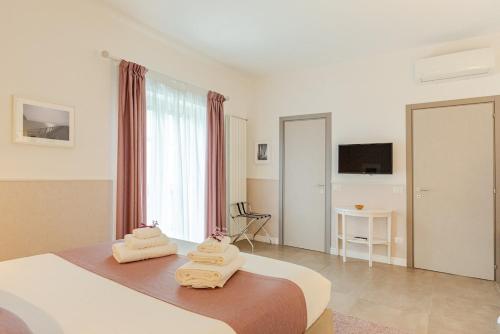 a Casa di Ele, Naples (photo 9)