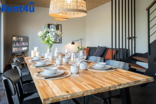 Fairway House by Rent4You in Naterki