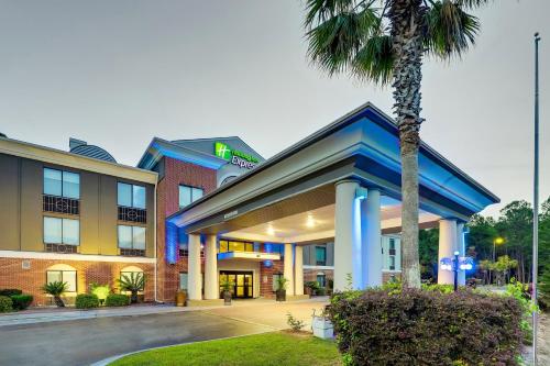 Holiday Inn Express Hotel & Suites Hinesville an IHG Hotel - main image