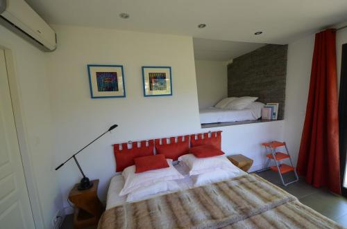 Family suite with private terrace in Saint-Sylvestre