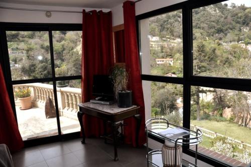 Family suite with private terrace in Saint-Sylvestre