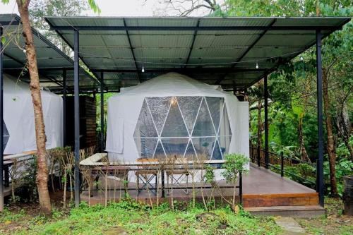 Buitenkant, Inthanon Mountain Camp in Doi Inthanon