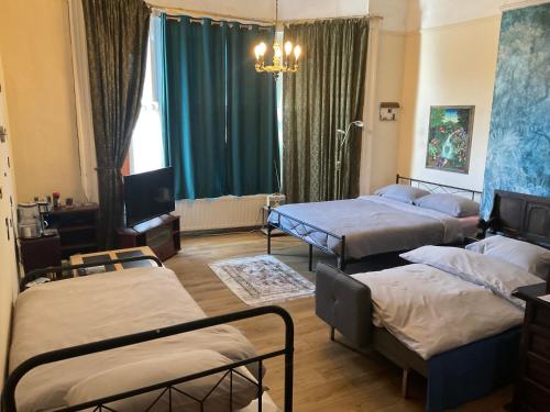 East Cliff Hotel in Dover