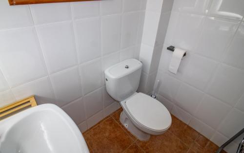 Three-Bedroom Villa image 7