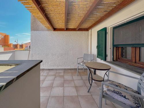 49 Sea Rooms - Guesthouse by Host Hero in Stintino