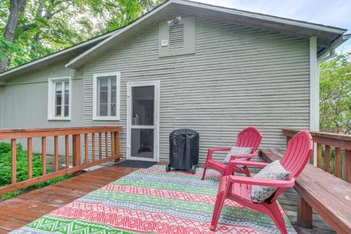 Walk Downtown Takoma Park Escape with Large Yard! in 塔科馬公園
