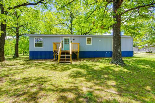 4 Mi to Bennett Spring SP Dog-Friendly Home! in 亞爾伯特李 (MO)