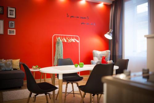 STUDIO 16 in อุยเตเลกี กุลวารอส