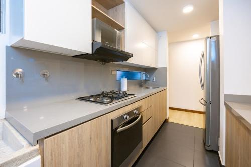 Cómodo y recién remodelado apto de 2 habitaciones cerca a Provenza, Medellín (foto 6)