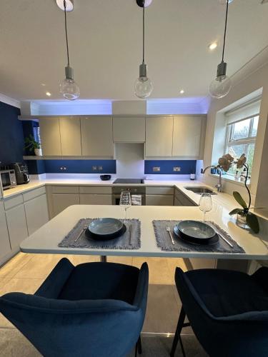 Luxury contemporary Apartment in Sunningdale