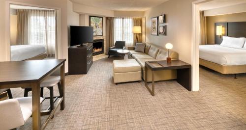 2 bedrooms, 3 beds