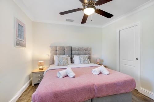 Elegant 3 Bedroom and 2 Bath Haven in Windsor, Windsor (photo 9)