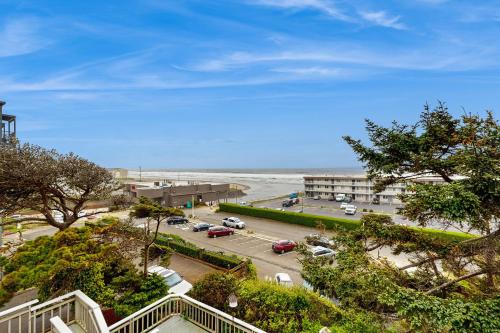 Far View, Lincoln City