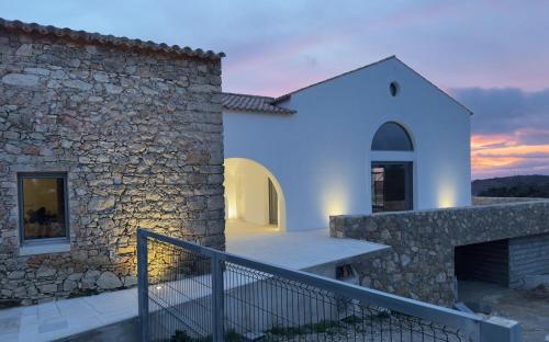 Villa en pierre gîte à louer Bemposta