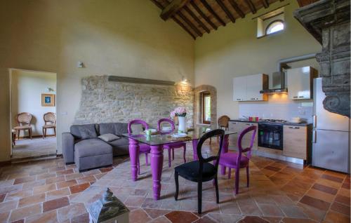 Konyha, Nice Home In Frontino With Wifi in Frontino