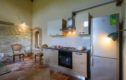 Konyha, Nice Home In Frontino With Wifi in Frontino